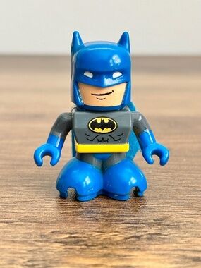 Fisher Price Trio DC Super Friends Batcave Batman Replacement Toy Figure 2009